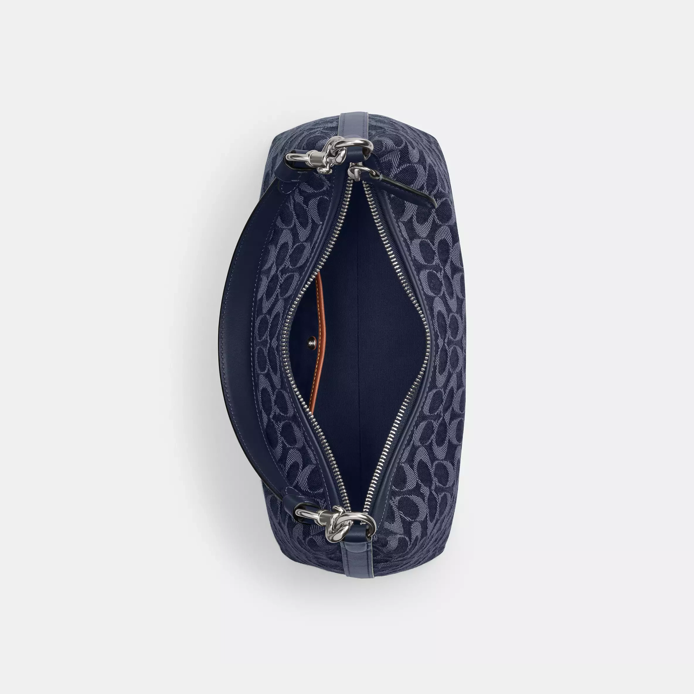 cam24_lhrhy_a8-5-outlet90-com