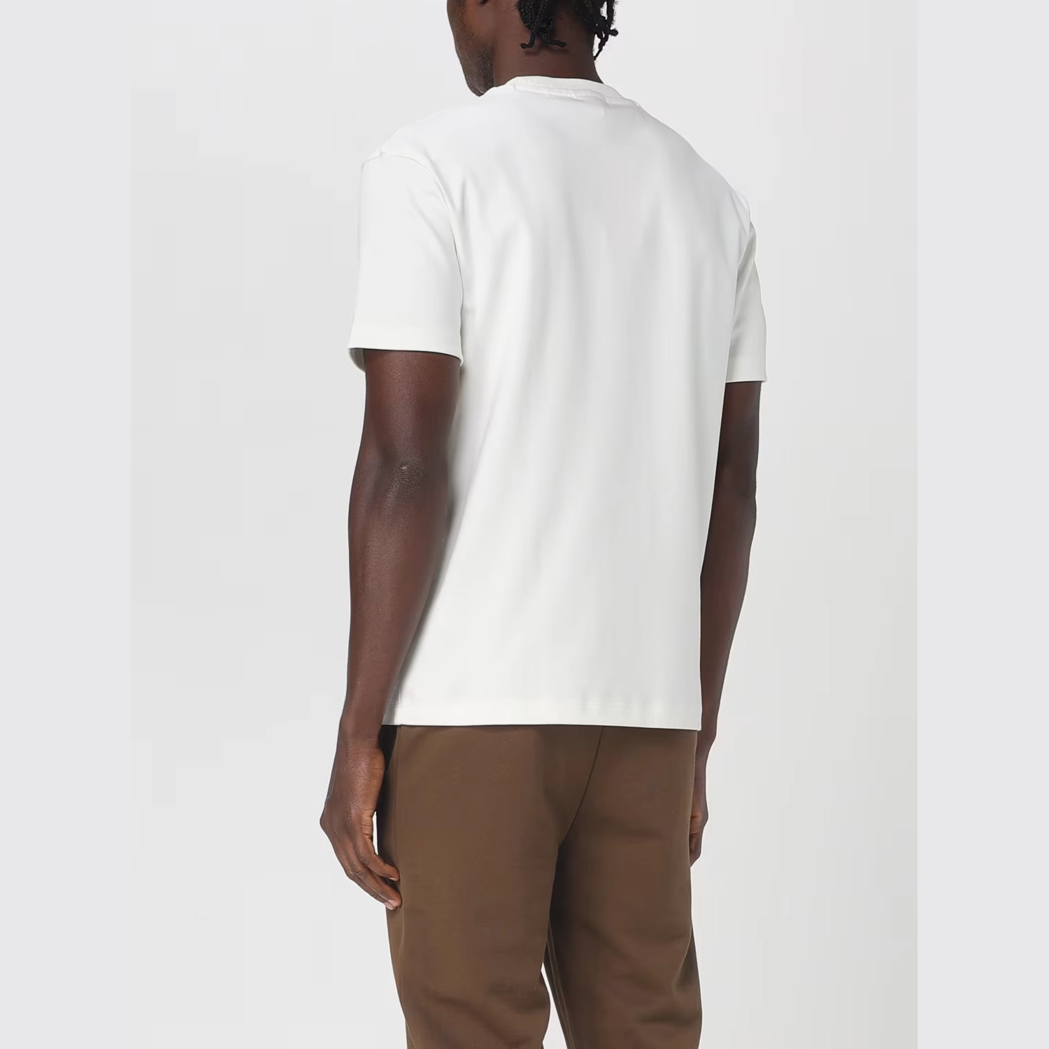 hugo (2)-3-outlet90-com