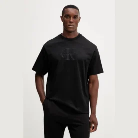 كالفن كلاين تي شيرت