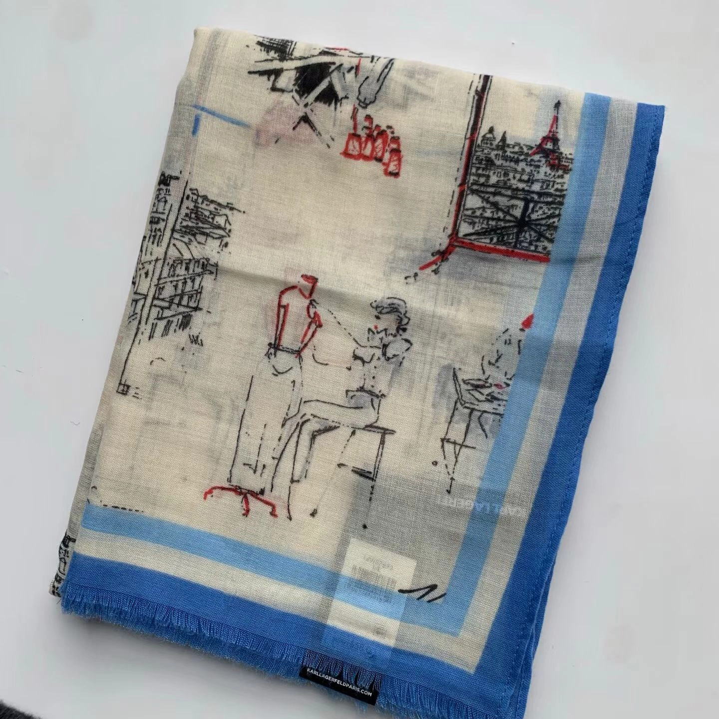 0e356f48-3b5e-4bfb-9a6e-b6ddc4a2cc06-8-outlet90-com