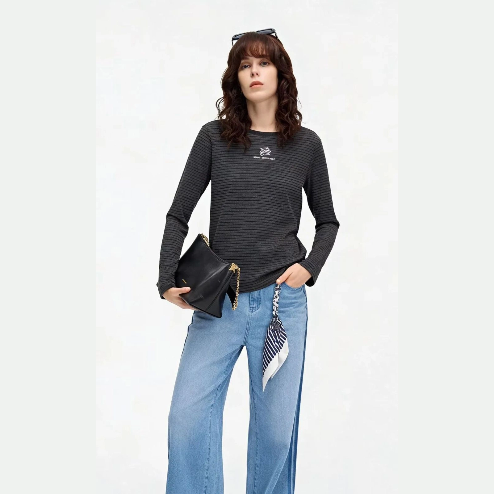 1af86ef5-2ce2-4378-ad1b-3b21e7d44ada-85-outlet90-com