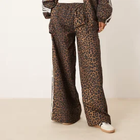 اديداس جاكيت