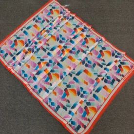 كارل لاجرفيلد وشاح/ سكارف