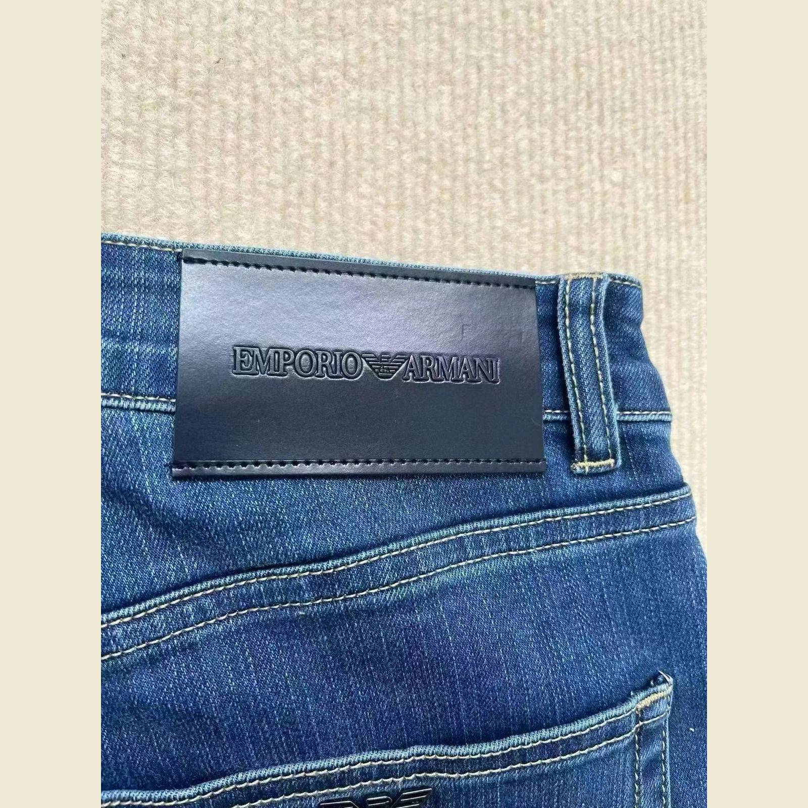 387d70f8-f56b-4e32-bc9f-76de4b5a99d5-4-outlet90-com