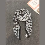 كارل لاجرفيلد وشاح/ سكارف