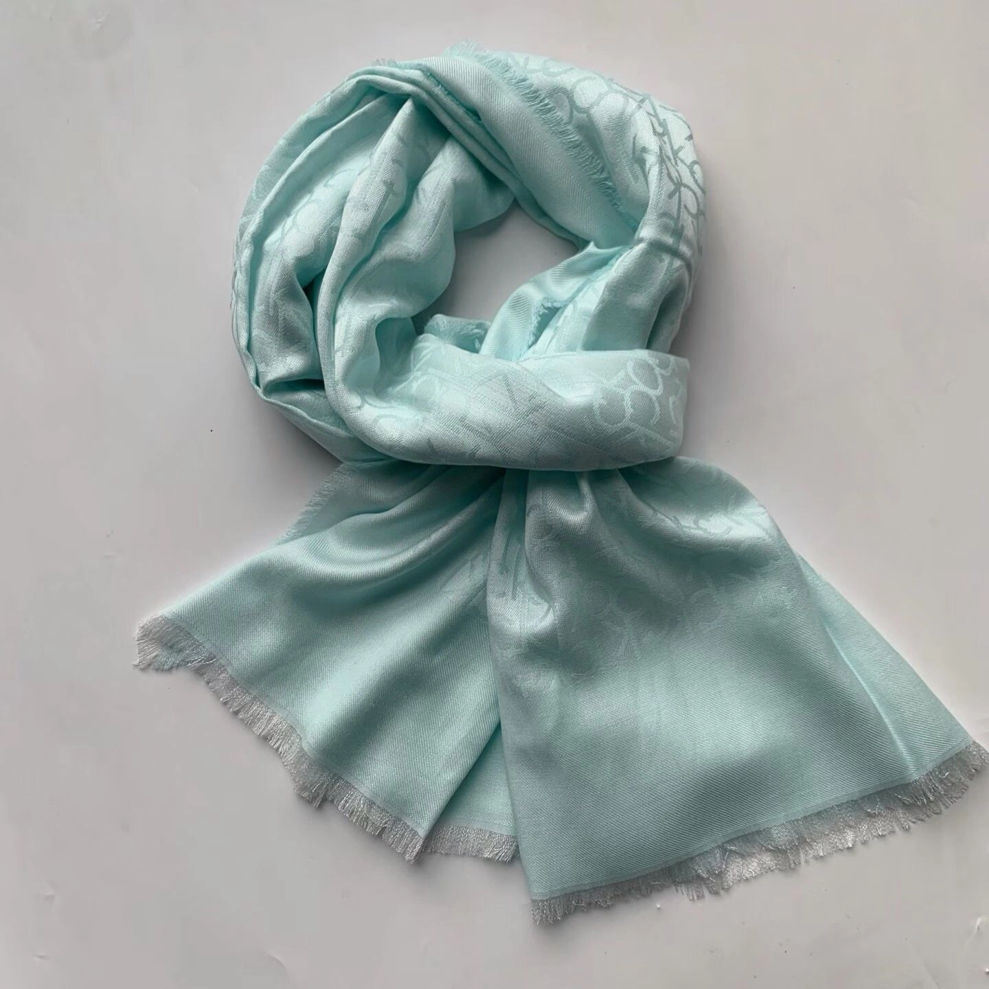 8d890a86-87e8-43f0-b316-7ead72b9c91b-174-outlet90-com