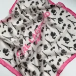 كارل لاجرفيلد وشاح/ سكارف