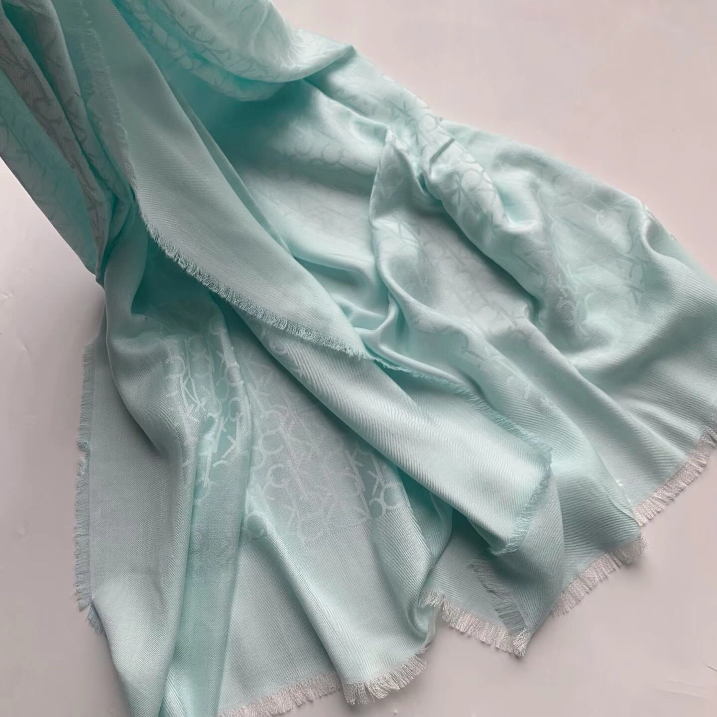 b476cf28-90f5-4db4-983c-62a564a19cd8-173-outlet90-com