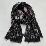 كارل لاجرفيلد وشاح/ سكارف