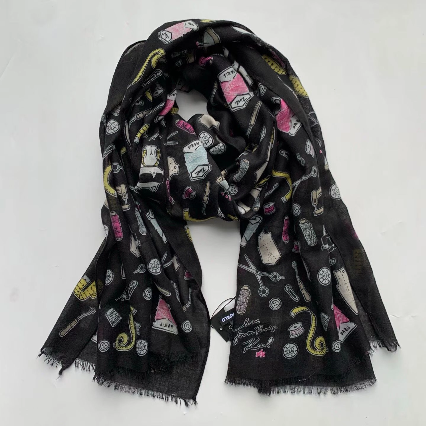 d818cb04-0a76-4c78-8cbb-05ff0116b458-14-outlet90-com