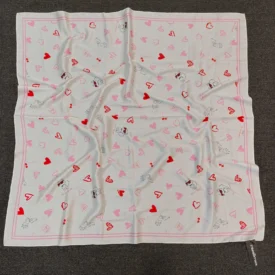 كارل لاجرفيلد وشاح/ سكارف