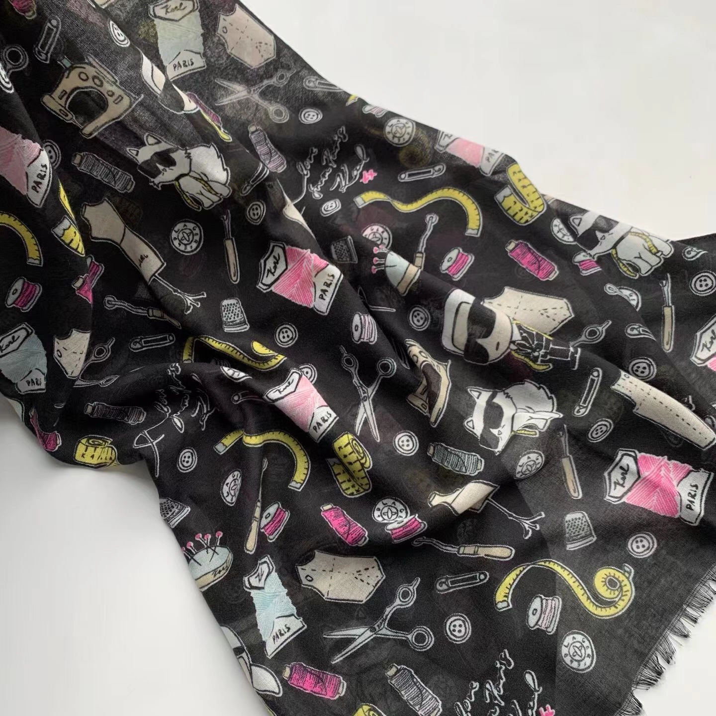 f993137e-b579-4b65-bb79-b4dd81be2bbd-11-outlet90-com