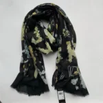 كارل لاجرفيلد وشاح/ سكارف