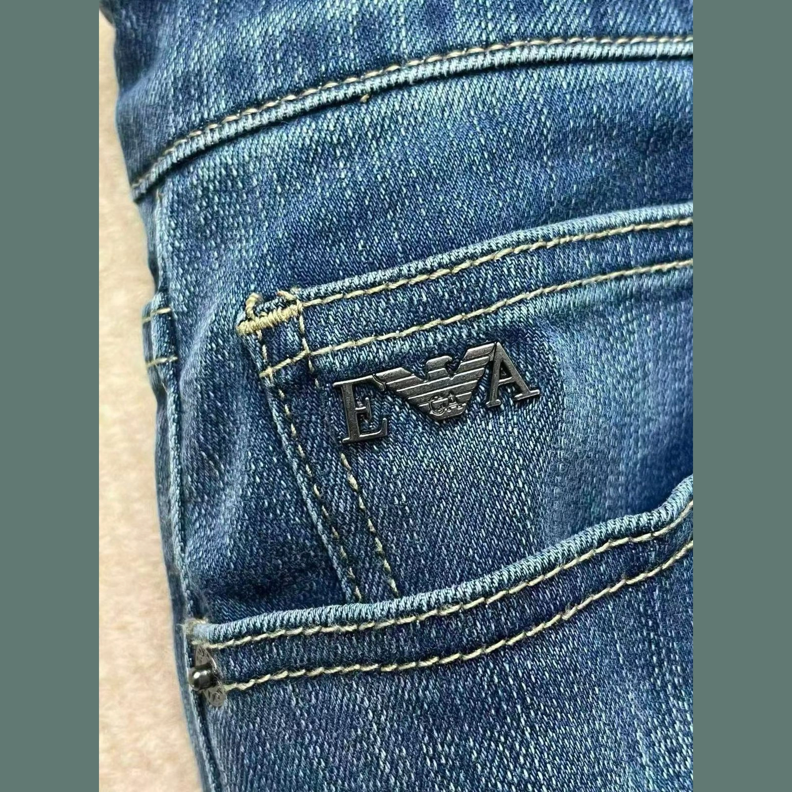 fbe52ce5-cf9d-4ab6-b755-b9cd170d7223-5-outlet90-com