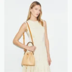 t-monogram-pebble-bucket-bag-front.tb_169251_250_slfro.pdp-1262×1436-3-outlet90-com