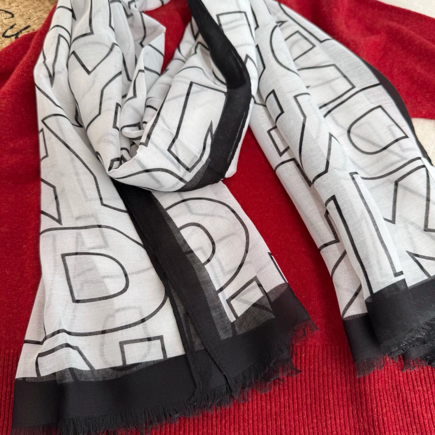 10fde5b8-1301-4699-a1ae-6ce4ca405a0e-105-outlet90-com