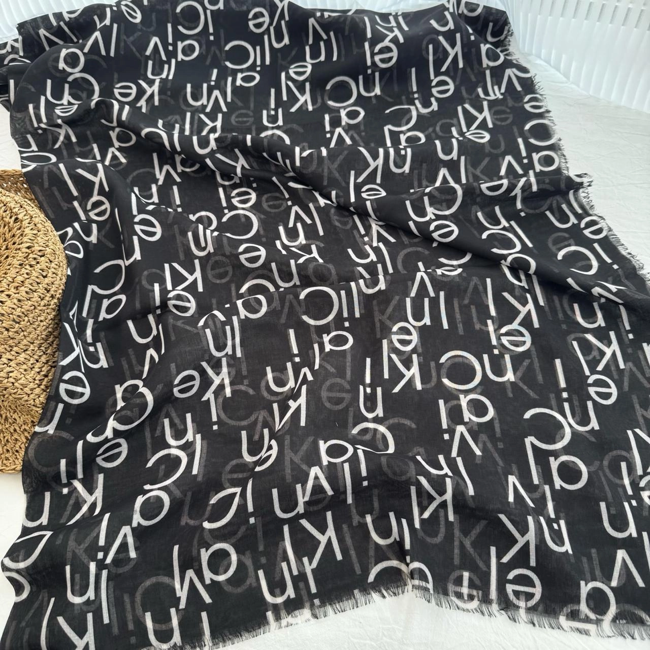 2dfe412f-5be7-4795-9950-834737e9396f-90-outlet90-com