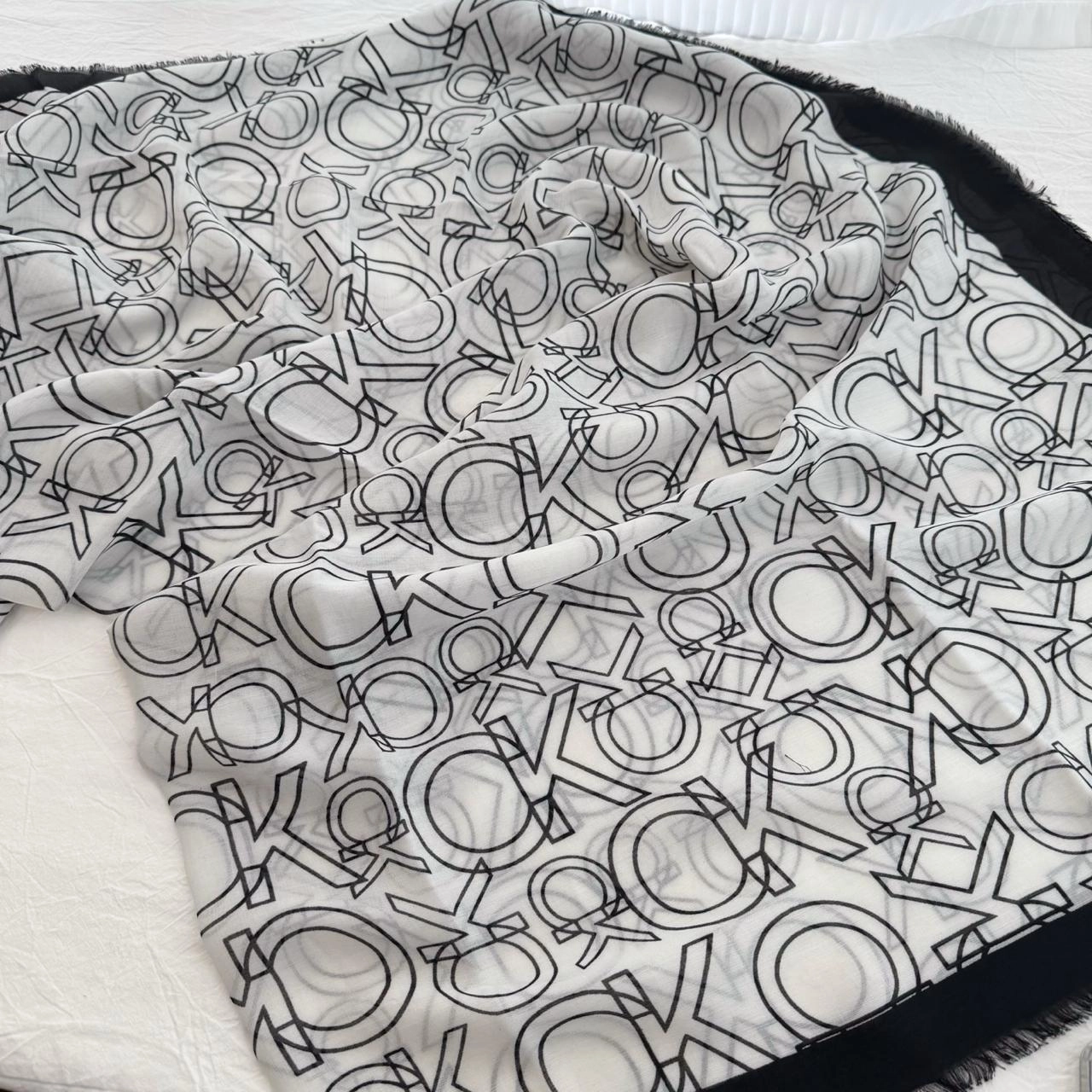 90ef1e31-7d6b-470e-8931-9d7ed62b2fe7-101-outlet90-com