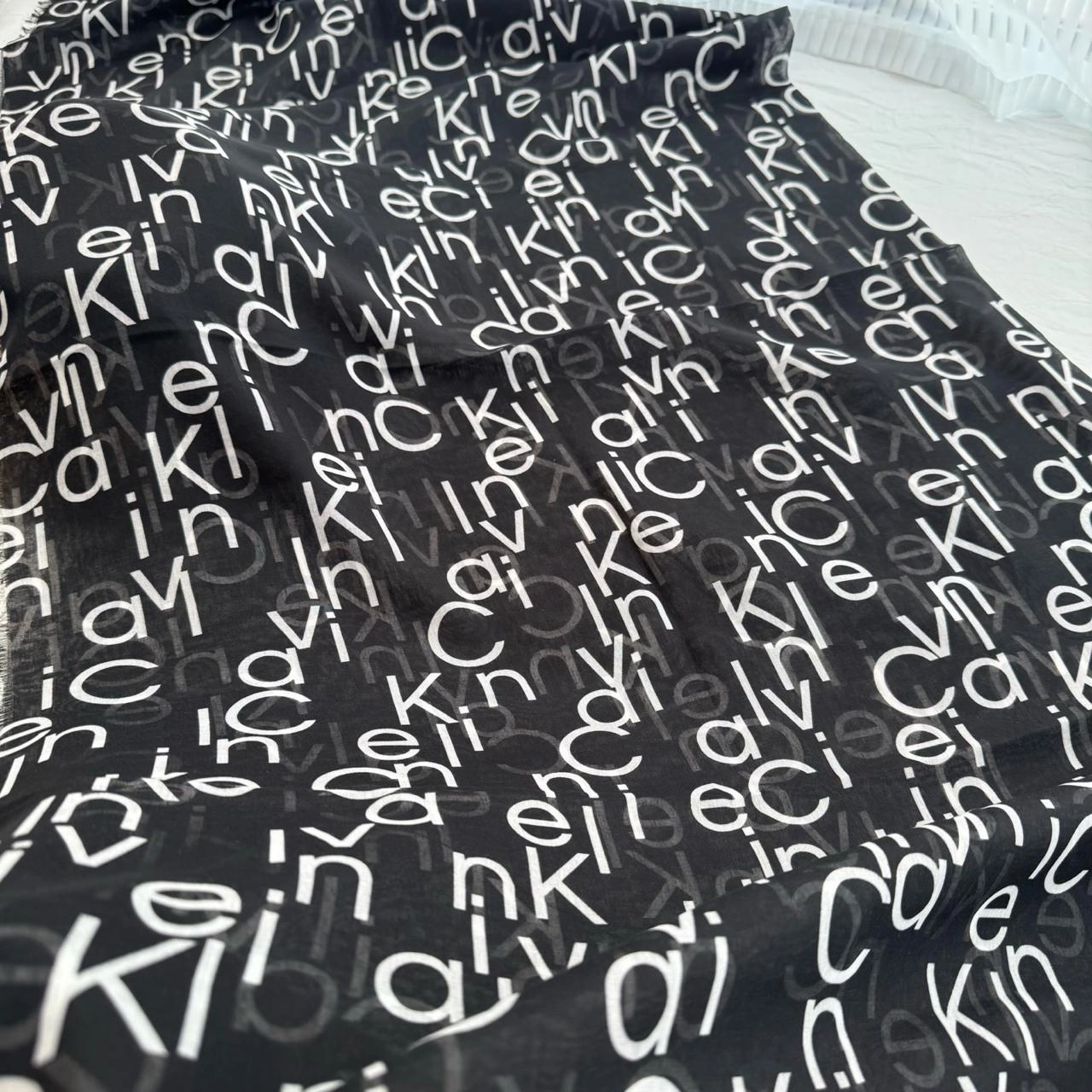 b3e8a568-1c97-451f-8b5b-bba088fe7f19-87-outlet90-com