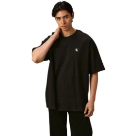 كالفن كلاين تي شيرت Oversized fit