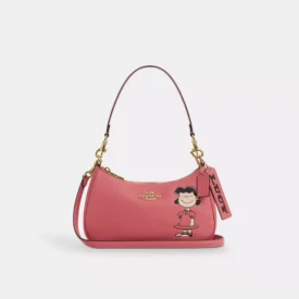 شنطة كوتش  Teri Shoulder Bag With Lucy