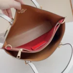 coach_c4250_mollie_tote_bag_1697443241_941262b1_progressive-6-outlet90-com