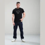 fred_perry_outline_laurel_wreath_t_shirt_black_3-870×1110-4-outlet90-com