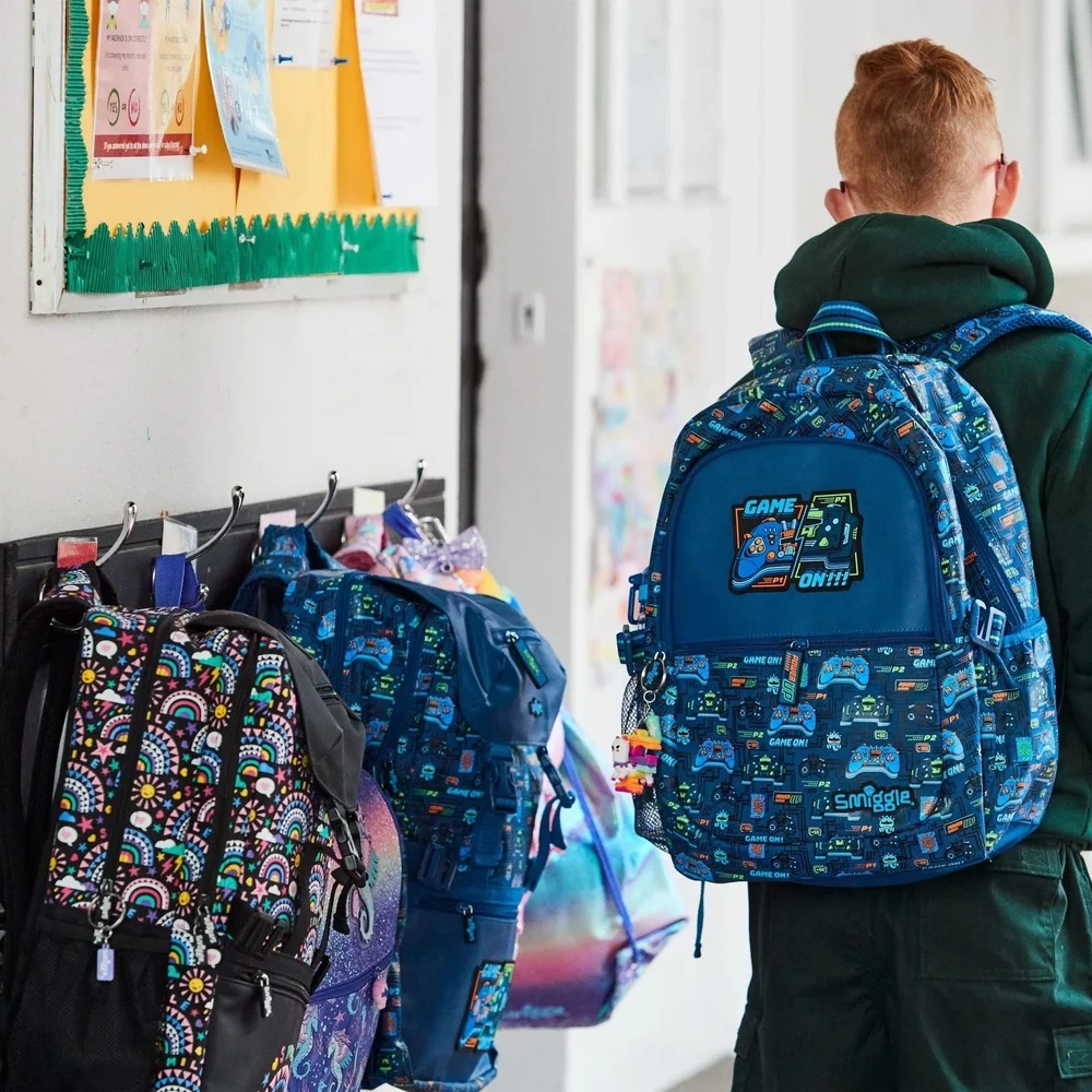 smiggle-game-on-backpack-gamer-choice-1000x1000 (1)-2-outlet90-com