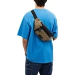 coach-track-belt-bag-in-signature-canvas-khaki-black_1000x-3-outlet90-com